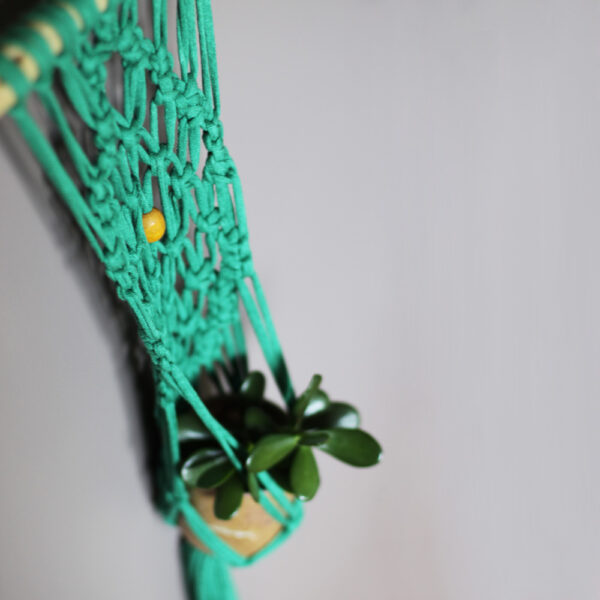 Petit porte pot en macramé